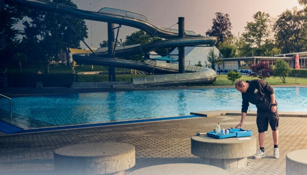 Pool Water Monitoring Instruments